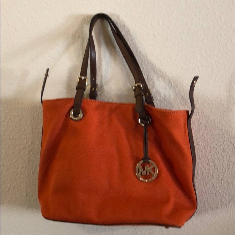 Michael Kors should bag